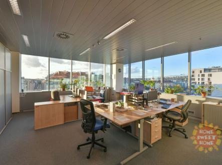 Pronájem - kanceláře, 1 327 m²