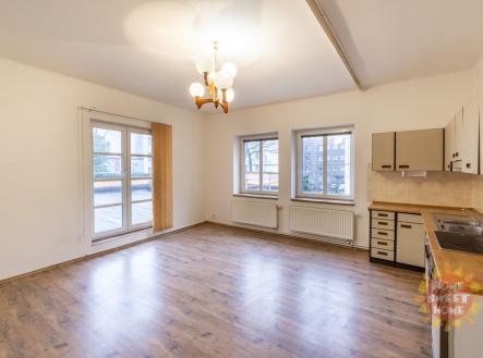 zom-7081-hdr.jpg | Pronájem - kanceláře, 220 m²