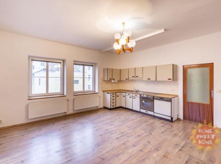 zom-7084-hdr.jpg | Pronájem - kanceláře, 220 m²