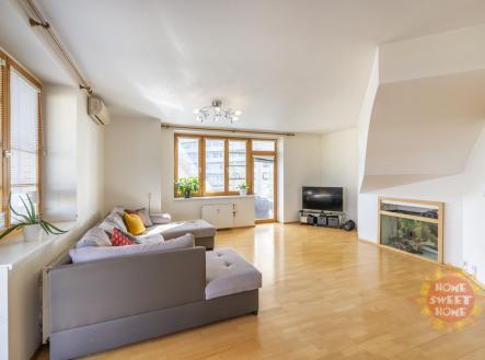 zom-6099-hdr.jpg | Prodej bytu, 5+1, 288 m²