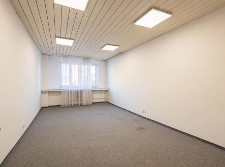 Pronájem - kanceláře, 37 m²