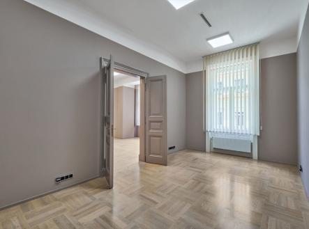 mfjo6380-hdr-tisk.jpg | Pronájem - kanceláře, 169 m²