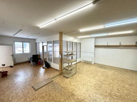 Pronájem - skladovací prostor, 80 m²