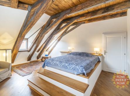 dsc-9421-hdr.jpg | Pronájem bytu, 4+1, 221 m²