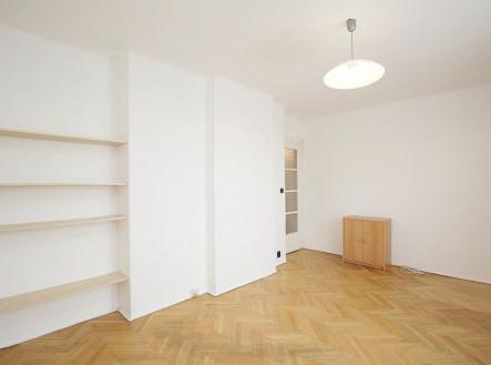 f825d0214df3e80ba95402b64f6c0fa9.jpg | Pronájem bytu, 1+1, 38 m²