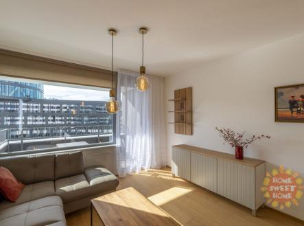 zom-8609-hdr.jpg | Pronájem bytu, 2+kk, 58 m²