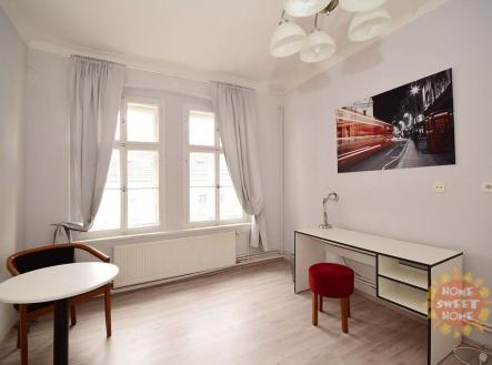 8e15df96b973ffef7daadd363e337c01.jpg | Pronájem bytu, 1+1, 35 m²