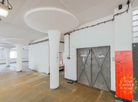 006.jpg | Pronájem - skladovací prostor, 770 m²