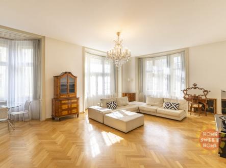 Pronájem bytu, 3+1, 130 m² obrázek