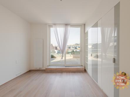 008.jpg | Pronájem bytu, 3+1, 173 m²