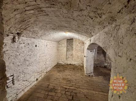 img-4094.jpeg | Pronájem - skladovací prostor, 68 m²