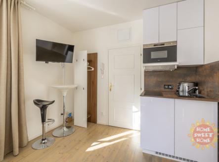 zom-7390-hdr.jpg | Pronájem bytu, 1+kk, 16 m²