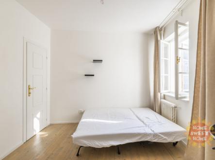 zom-7384-hdr.jpg | Pronájem bytu, 1+kk, 16 m²