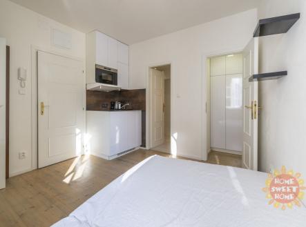 zom-7396-hdr.jpg | Pronájem bytu, 1+kk, 16 m²