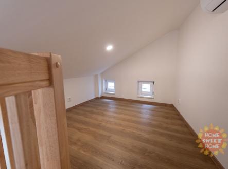 003.jpg | Pronájem bytu, 1+kk, 47 m²