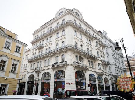 dum.jpg | Pronájem bytu, 5+1, 197 m²