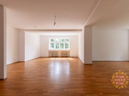 001.jpg | Pronájem bytu, 5+kk, 225 m²