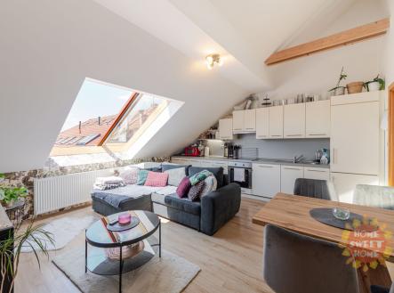Pronájem bytu, 3+kk, 58 m² obrázek