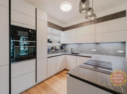 017.jpg | Pronájem - dům/vila, 187 m²