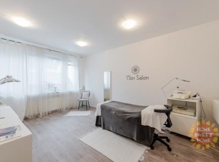 002-1.jpg | Pronájem - kanceláře, 38 m²