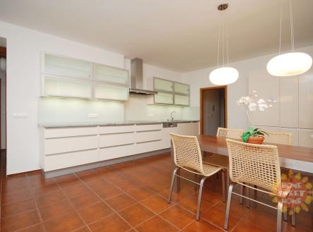 8.jpg | Pronájem bytu, 6+1, 293 m²