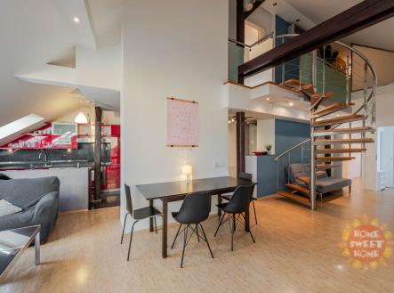 002.jpg | Pronájem bytu, 6+1, 160 m²