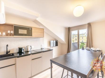 zom-2129-hdr.jpg | Pronájem bytu, 3+kk, 77 m²