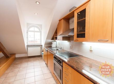 234900c120cb94aee928eae826cbf129.jpg | Pronájem bytu, 3+1, 120 m²