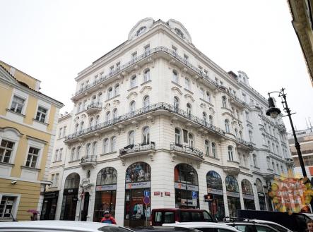 dum.jpg | Pronájem bytu, 4+1, 174 m²