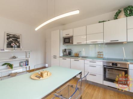 zom-0867-hdr.jpg | Prodej bytu, 3+kk, 87 m²