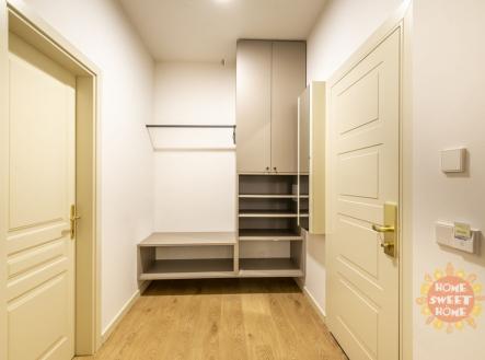 zom-1346-hdr.jpg | Pronájem bytu, 2+kk, 43 m²