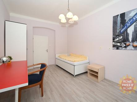 Pronájem bytu, 1+kk, 28 m²