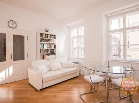 Pronájem bytu, 2+kk, 46 m² obrázek