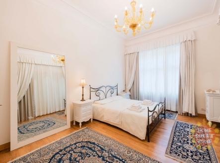 Pronájem bytu, 4+kk, 120 m² obrázek