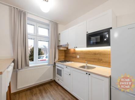 001.jpg | Pronájem bytu, 2+kk, 40 m²