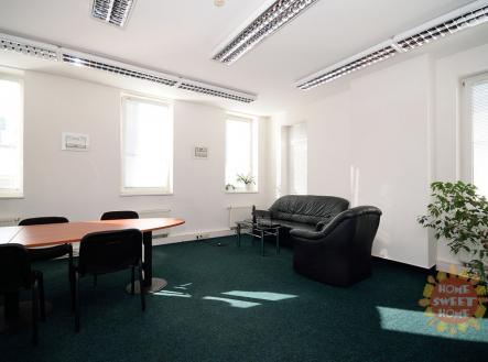 dsc-0043-1.jpg | Pronájem - kanceláře, 31 m²