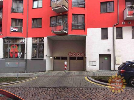 lbs-002.jpg | Pronájem - malý objekt/garáž