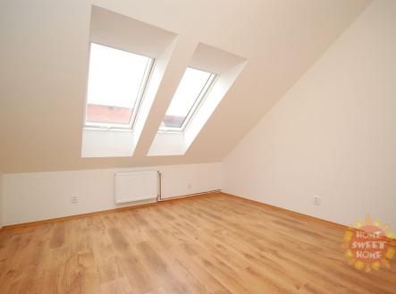 227cf021abf06db12f76774b02e3c1b6.jpg | Pronájem bytu, 2+kk, 47 m²
