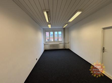 img-7647.jpeg | Pronájem - kanceláře, 22 m²