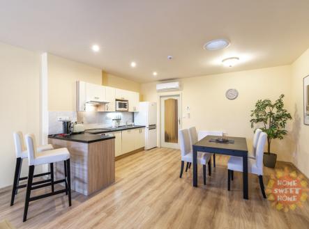 zom-6007-hdr.jpg | Pronájem bytu, 3+kk, 93 m²