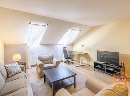 zom-6001-hdr.jpg | Pronájem bytu, 3+kk, 93 m²