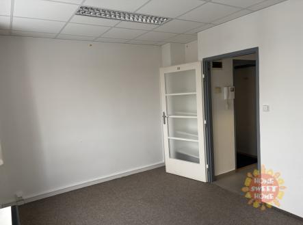 img-3747.jpg | Pronájem - kanceláře, 16 m²