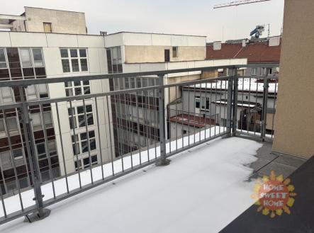 img-3743.jpg | Pronájem - kanceláře, 16 m²