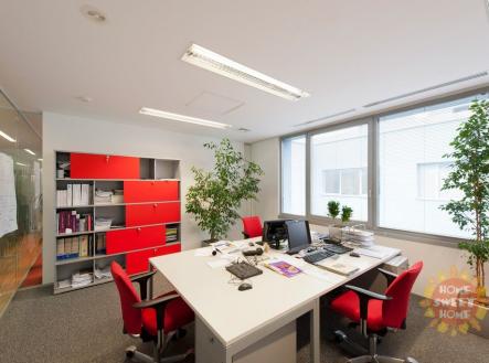 2.jpg | Pronájem - kanceláře, 281 m²
