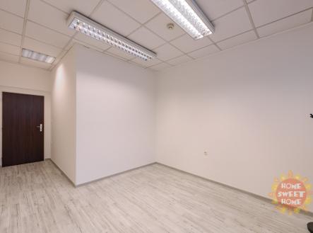 256-002.jpg | Pronájem - kanceláře, 18 m²