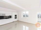Pronájem bytu, 4+kk, 107 m²