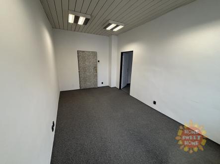 img-7653.jpeg | Pronájem - kanceláře, 37 m²