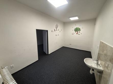 img-7733.jpeg | Pronájem - kanceláře, 94 m²