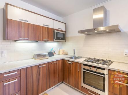 zom-7465-hdr.jpg | Pronájem bytu, 2+kk, 78 m²