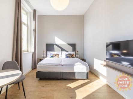 zom-1645-hdr.jpg | Pronájem bytu, 1+kk, 24 m²